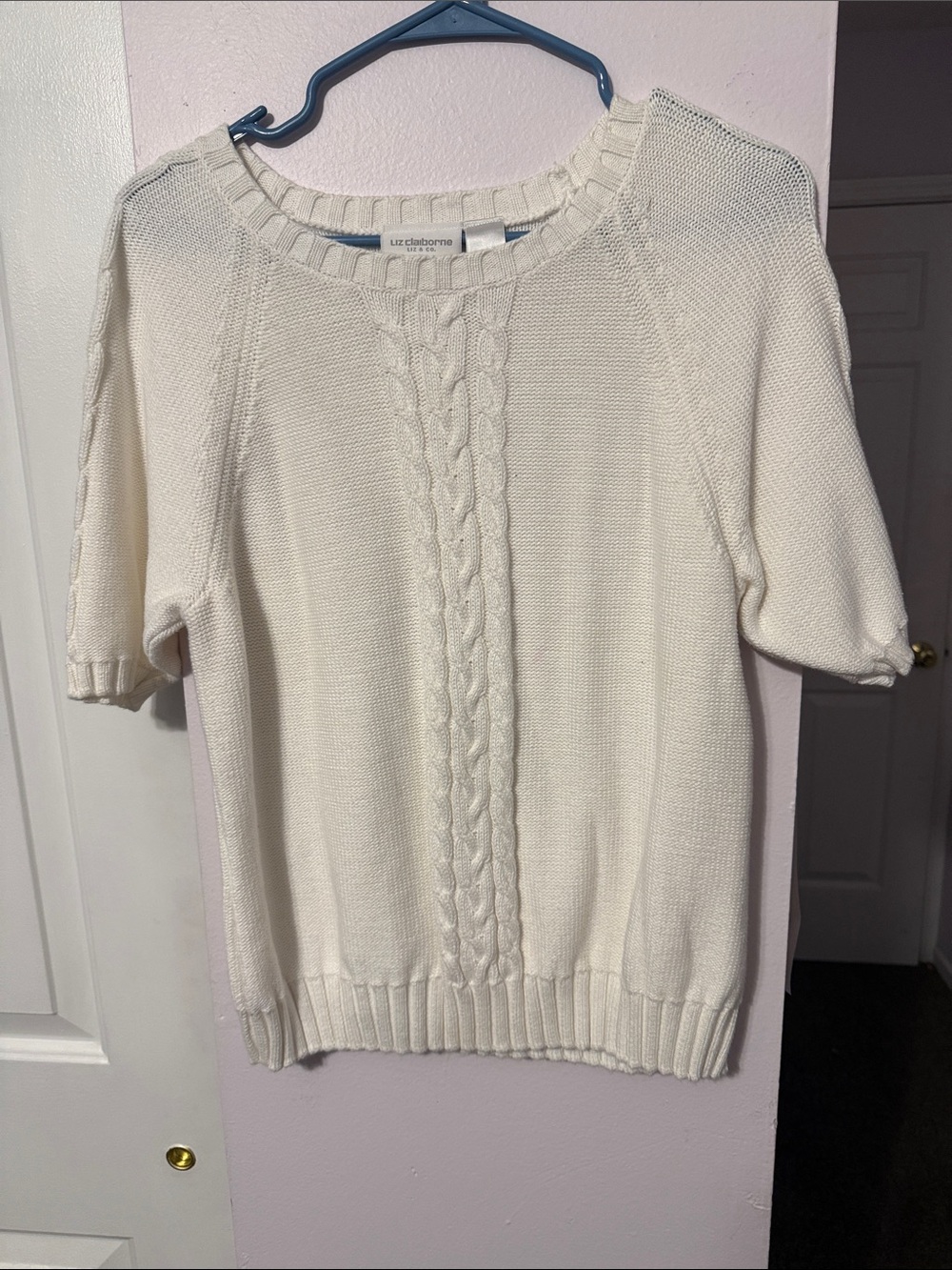 Liz Claiborne vintage Ivory Cable-Knit Short Sleeve Sweater